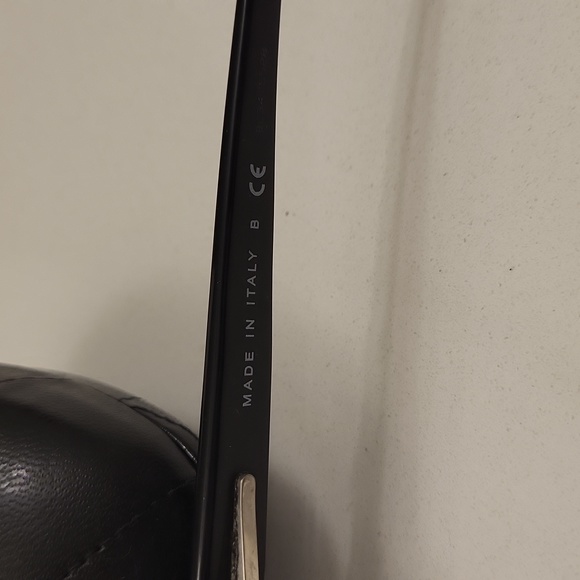 Used Chanel Frames - Picture 4 of 11